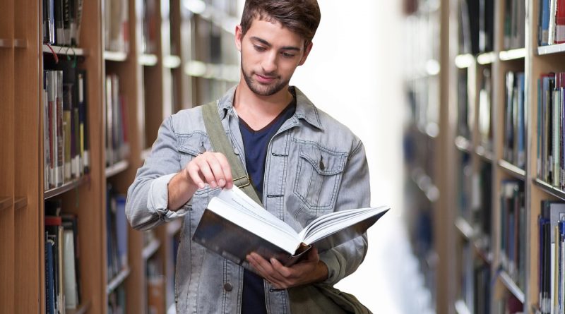 Suivre des études utiles pour trouver un job